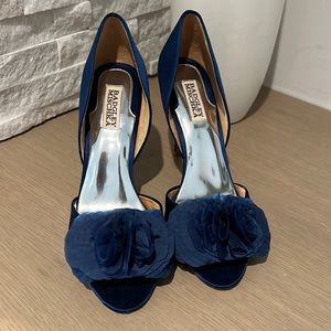 Badgley Mischka navy blue satin peep toe pumps